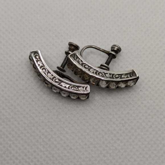 Jewelry - Vintage 925 clip  ons